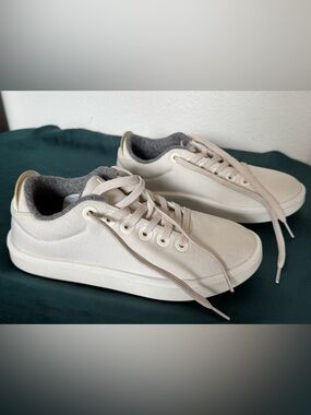 Allbirds Women’s Wool Piper Canvas Sneakers in Off-White, US W6